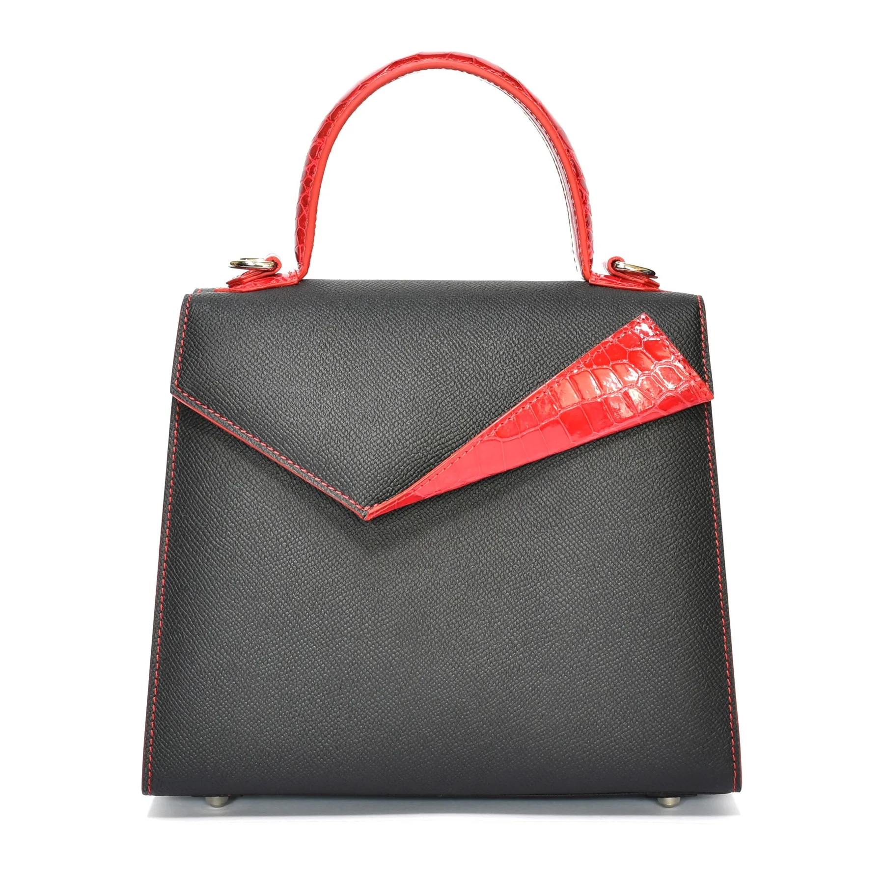 Mini Laura · Black & Red, photograph 1